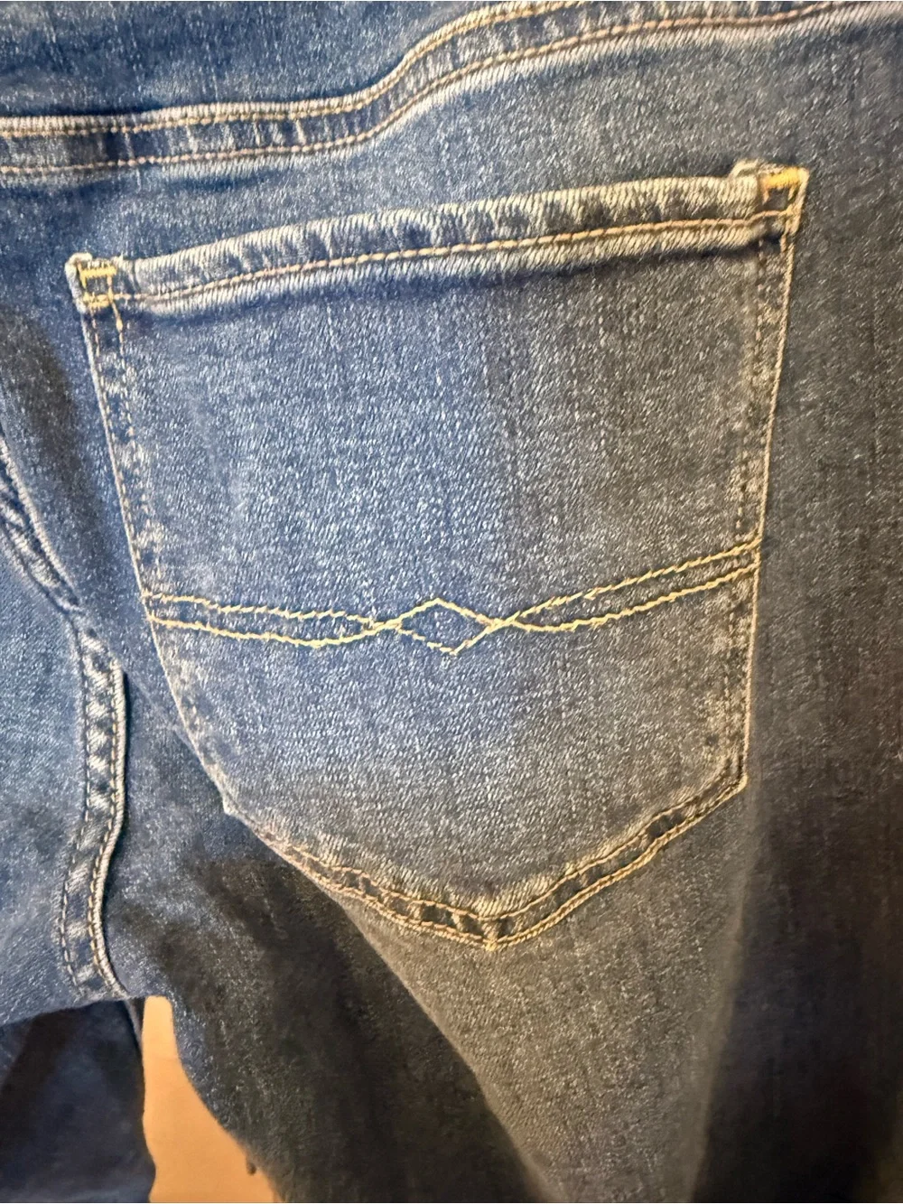 Lucky Brand Women’s Medium Blue Straight Jeans